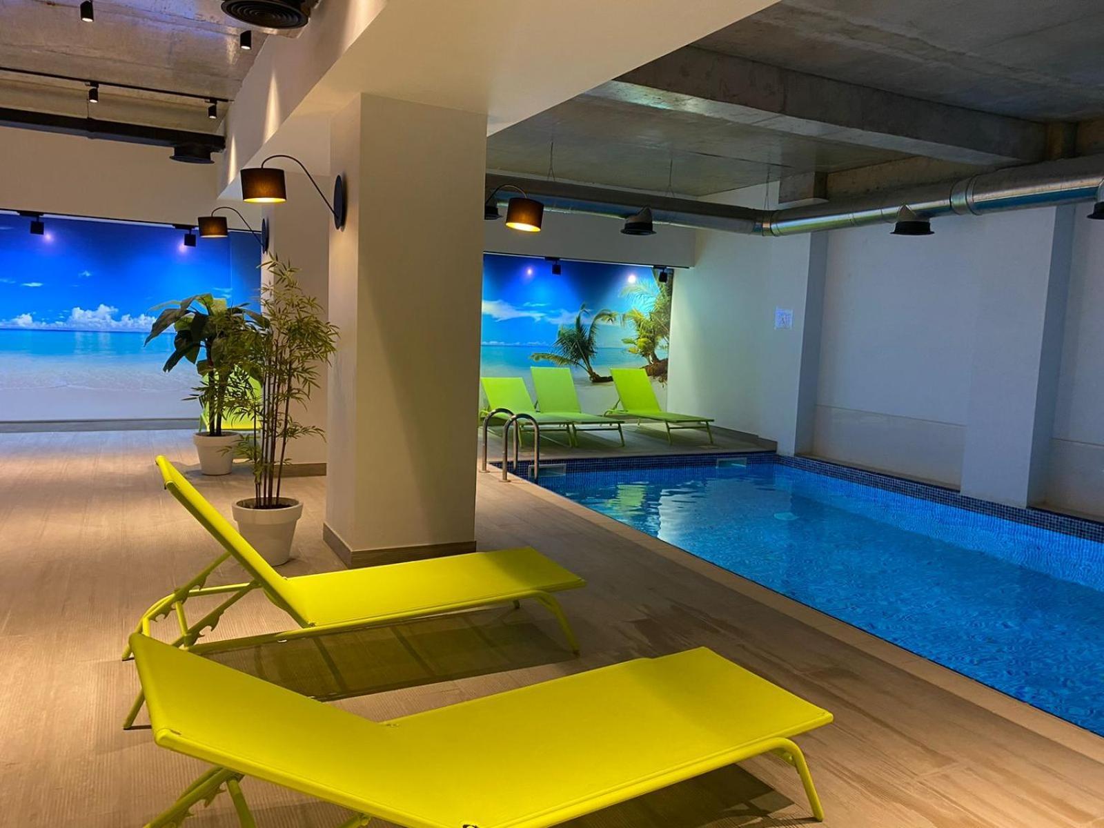 Krtsanisi Apartment With Pool Tbilisi Buitenkant foto